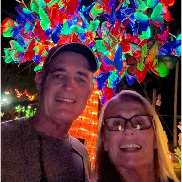 Hi!! Welcome to my closet! Take a look at all my items I have a wide variety. - Picture 3 of 7